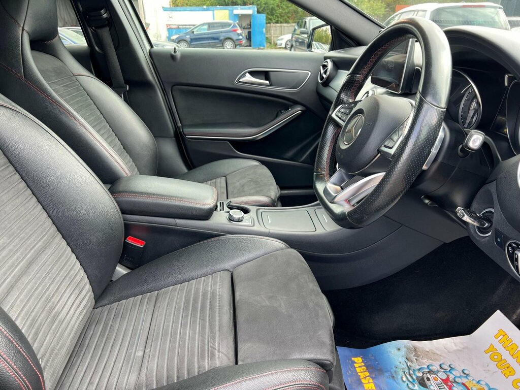 Mercedes-Benz GLA Class 2.1 Gla200d Amg Line Executive Suv Ma Red #28