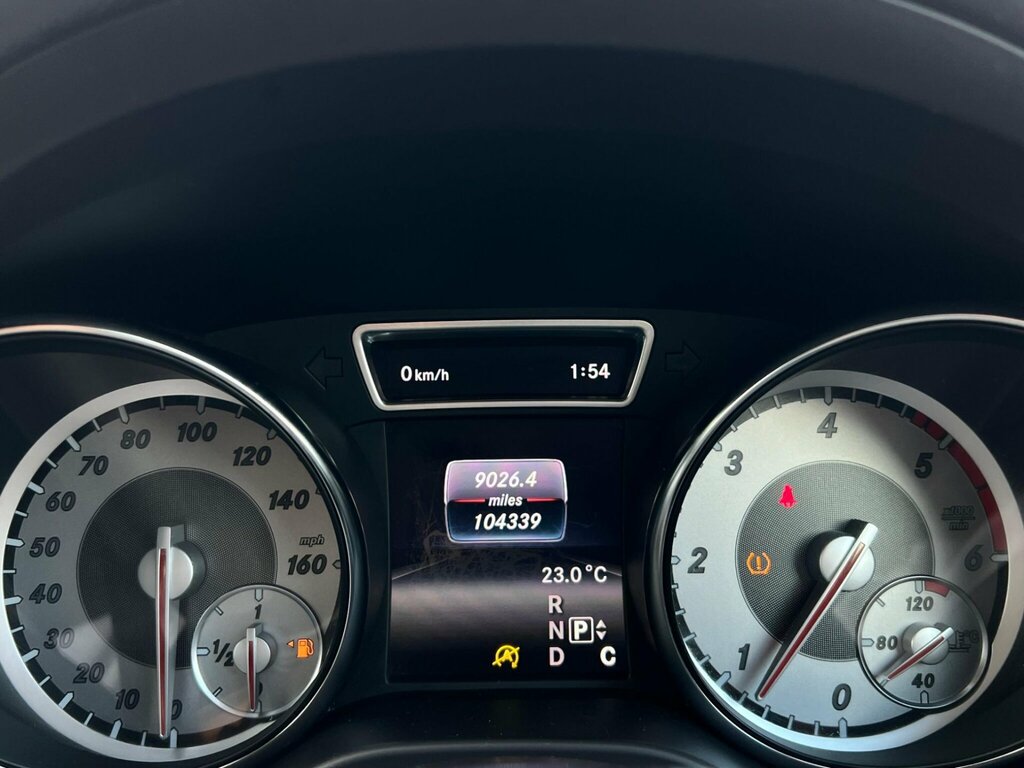 Mercedes-Benz GLA Class 2.1 Gla200d Amg Line Executive Suv Ma Red #62