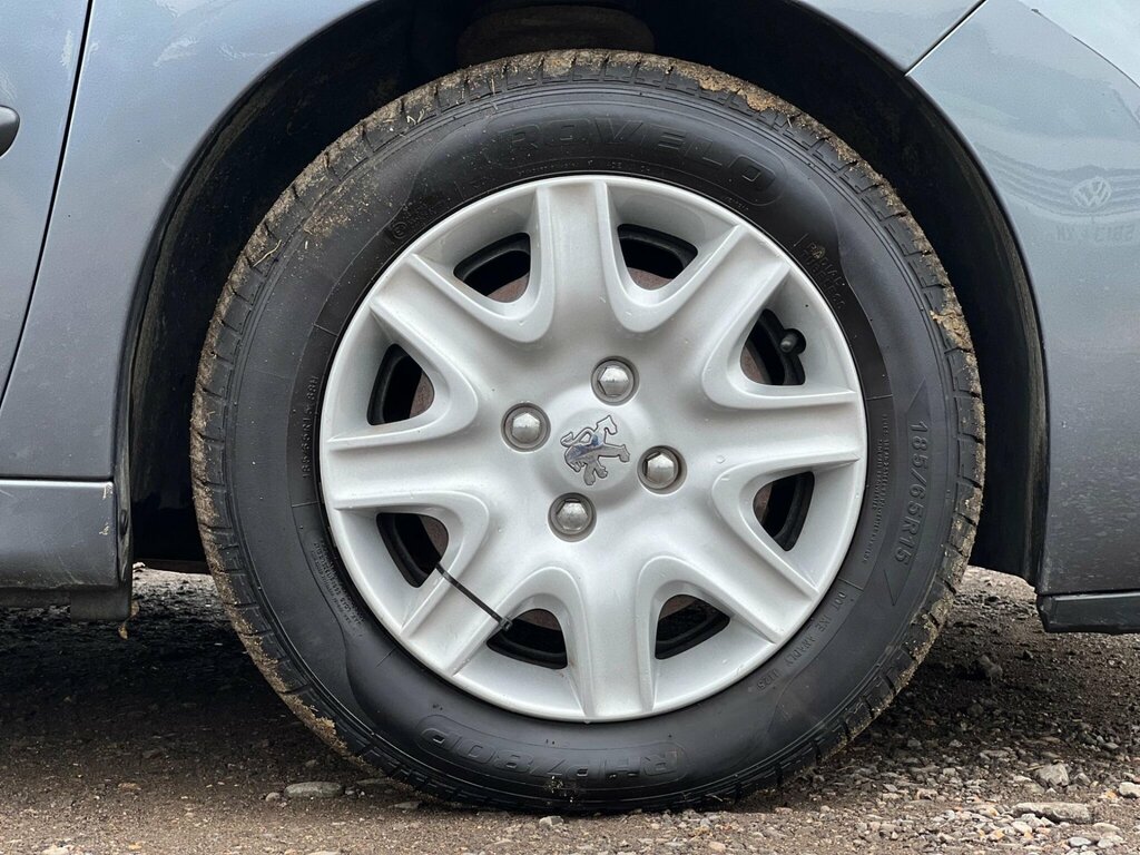 Peugeot 207 Hatchback Grey #12