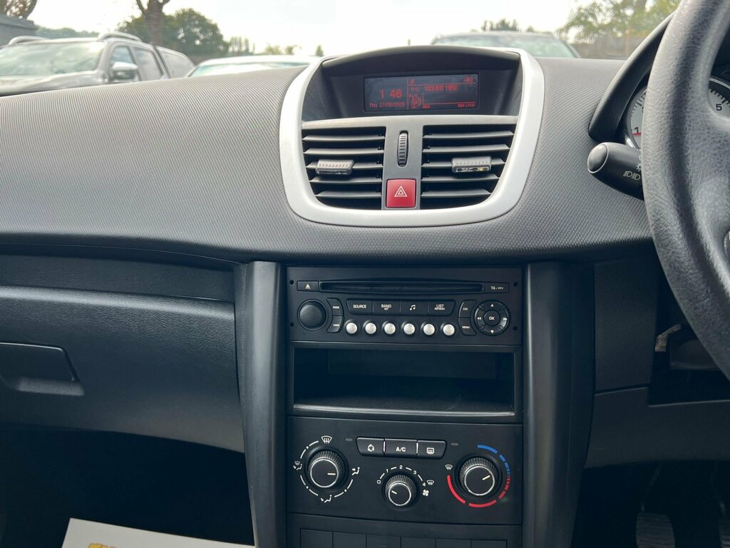 Peugeot 207 Hatchback Grey #44