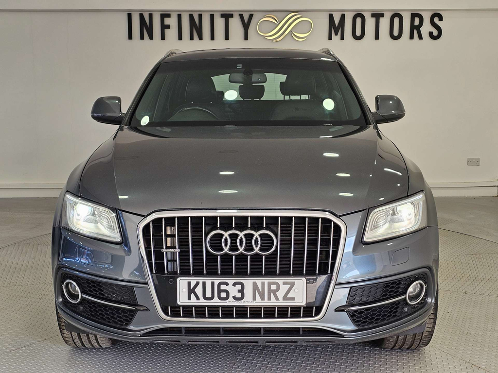 Audi Q5 S Line Tfsi Quattro 4Wd #6