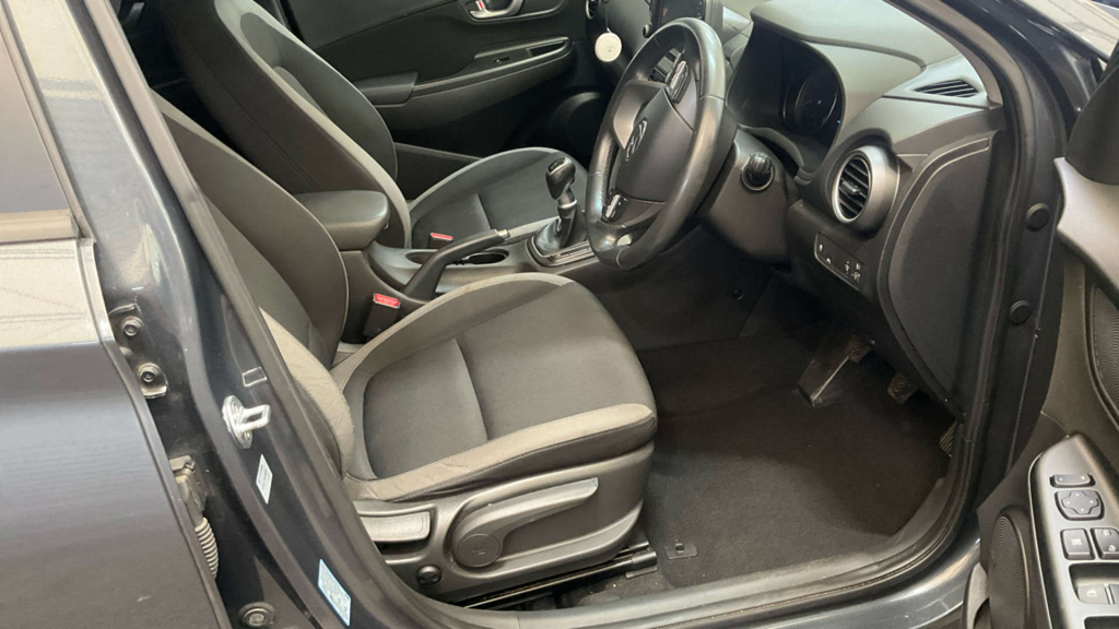 Hyundai Kona Premium Grey #2