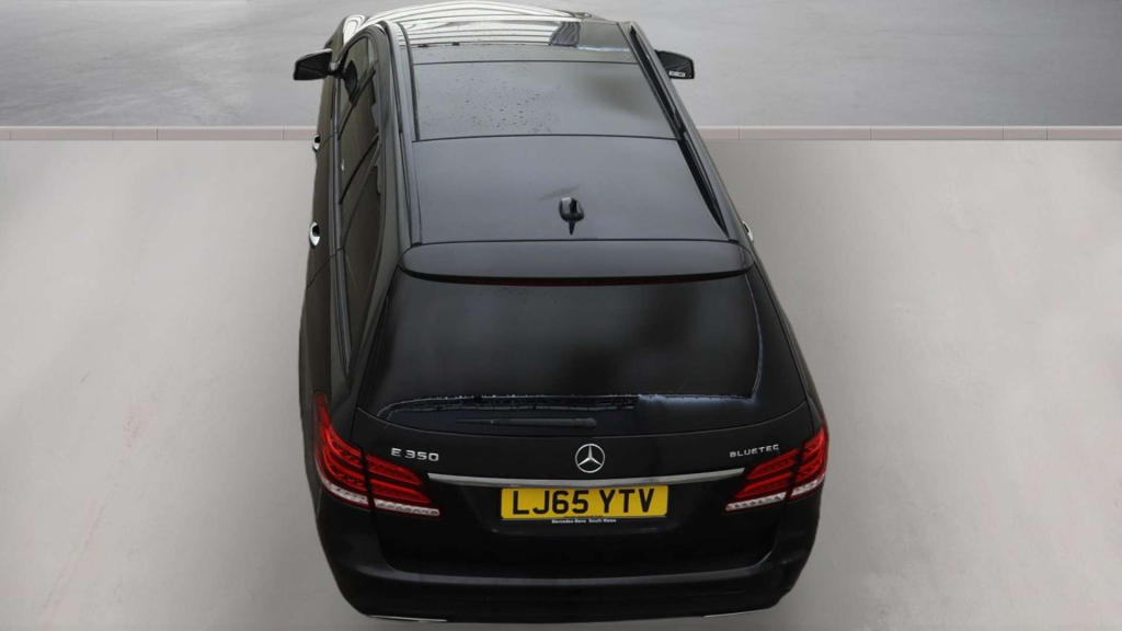 Mercedes-Benz E Class Coupe E220 Black #16