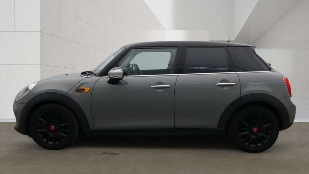 Mini Hatch One White #12