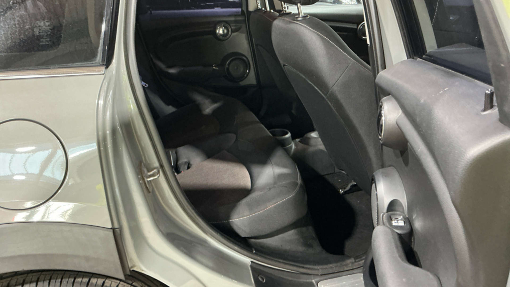Mini Hatch One White #16