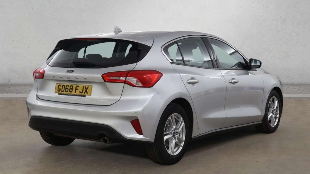 Ford Focus Zetec GD68FJX Silver #4