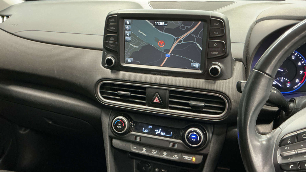Hyundai Kona Premium #3