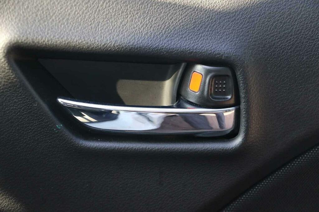 Suzuki Baleno Hatchback Silver #30