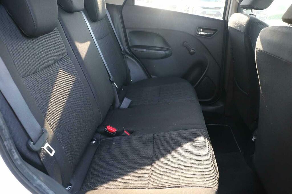 Suzuki Baleno Hatchback Silver #17