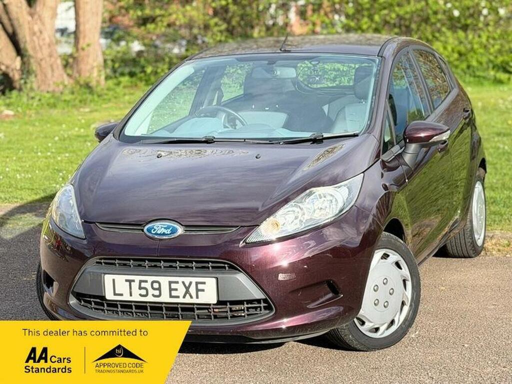 Ford Fiesta 1.25 Style Hatchback 133 Gkm Red #4