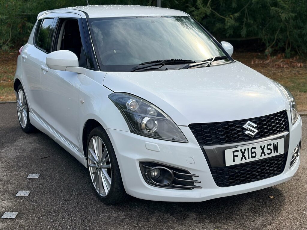 Suzuki Swift Hatchback White #11