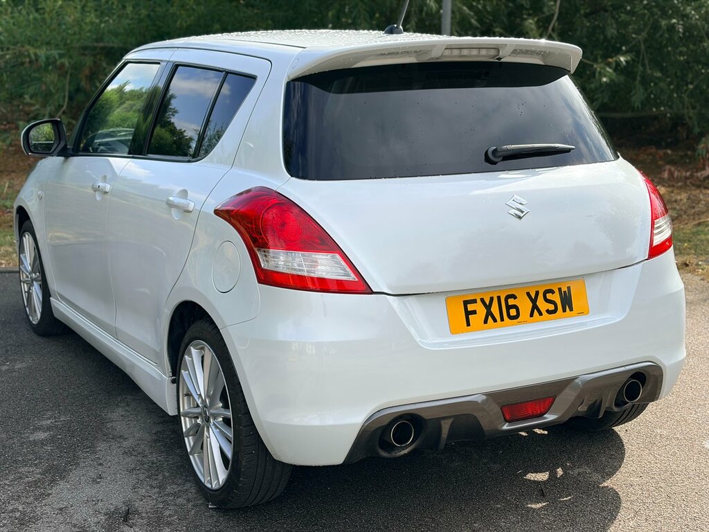 Suzuki Swift Hatchback White #17