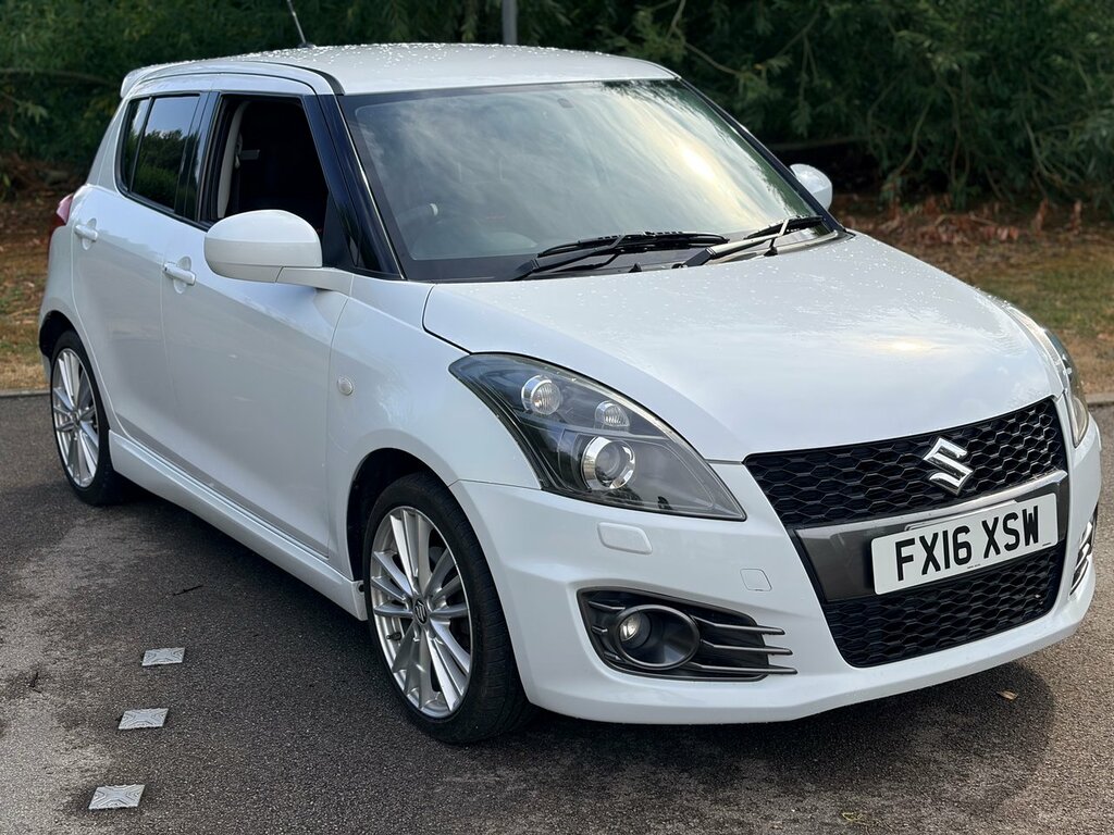 Suzuki Swift Hatchback White #13