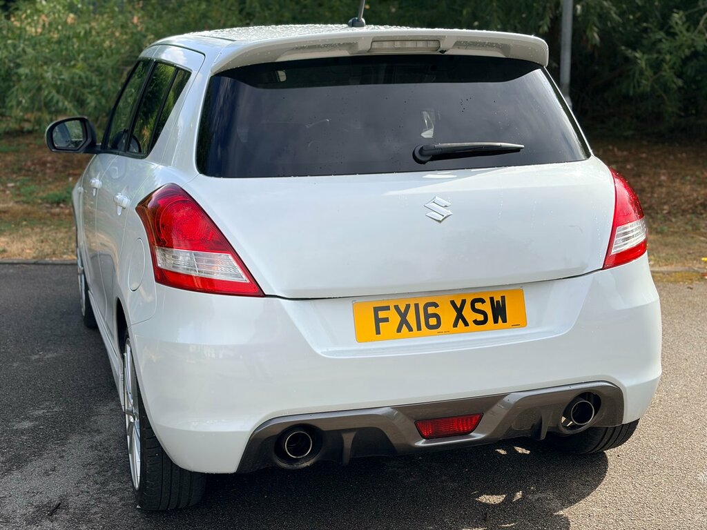 Suzuki Swift Hatchback White #16