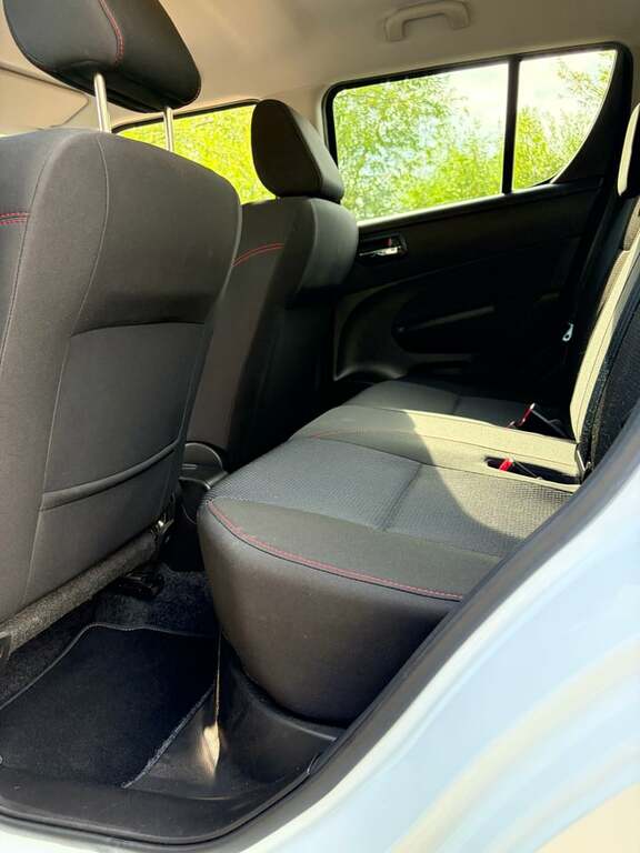 Suzuki Swift Hatchback White #29