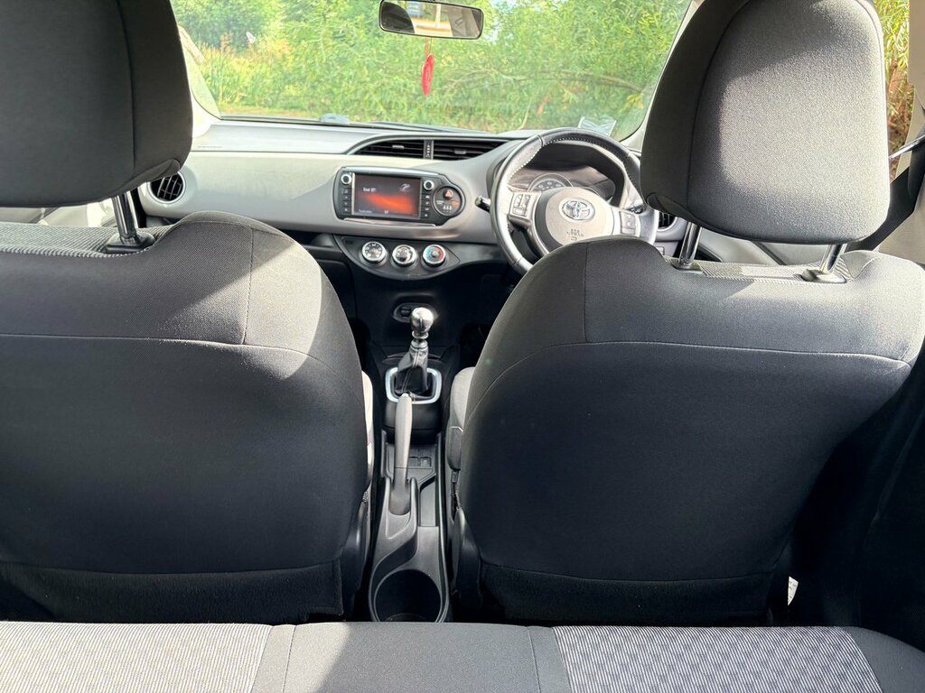 Toyota Yaris 1.33 Dual Vvt-i Icon Euro 5 Euro 5 Black #28