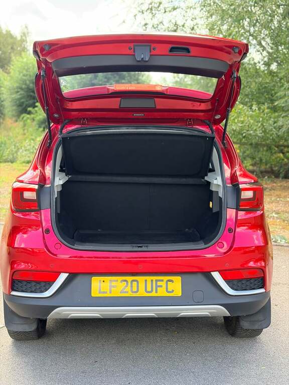 MG ZS 1.5 Vti-tech Exclusive Red #26