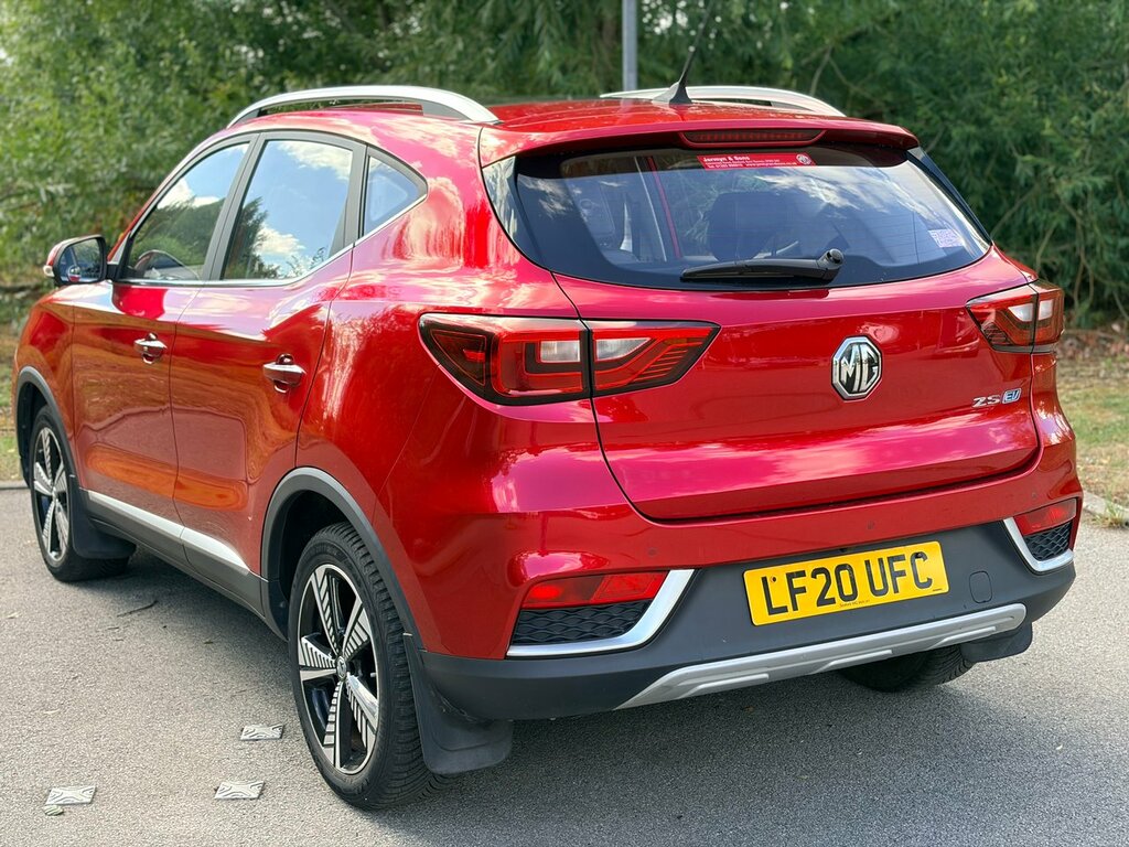 MG ZS 1.5 Vti-tech Exclusive Red #21