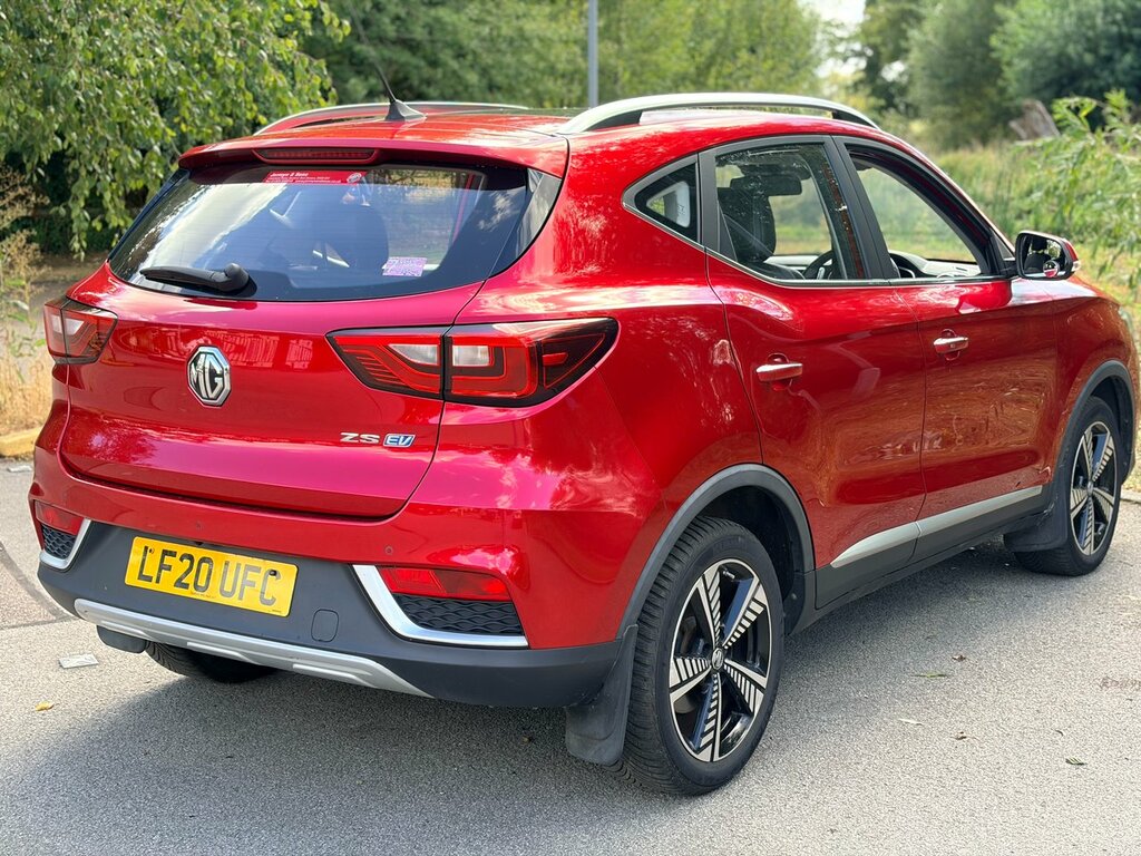 MG ZS 1.5 Vti-tech Exclusive Red #24