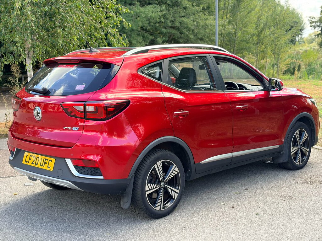 MG ZS 1.5 Vti-tech Exclusive Red #25