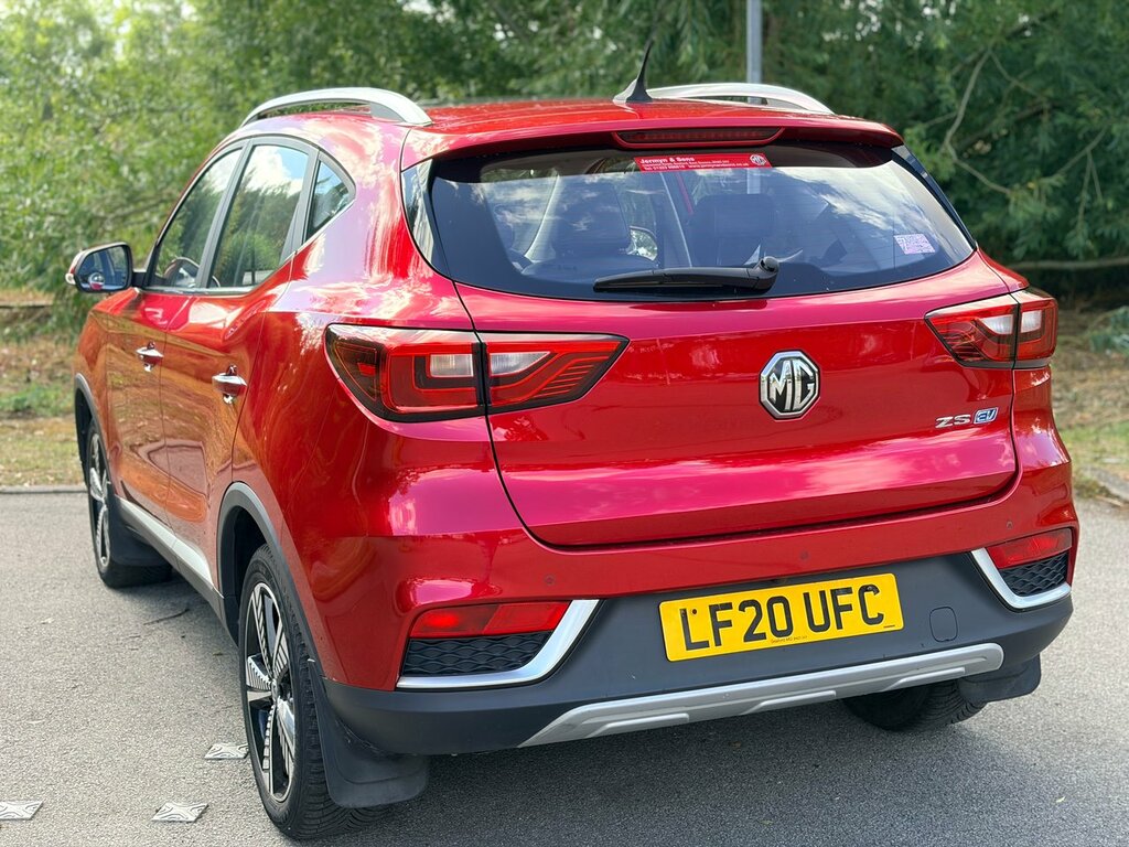 MG ZS 1.5 Vti-tech Exclusive Red #20