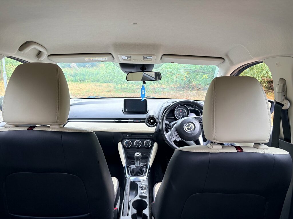 Mazda 2 Hatchback Silver #26