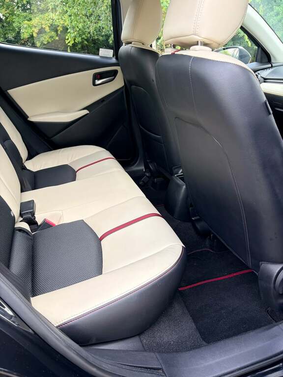 Mazda 2 Hatchback Silver #27