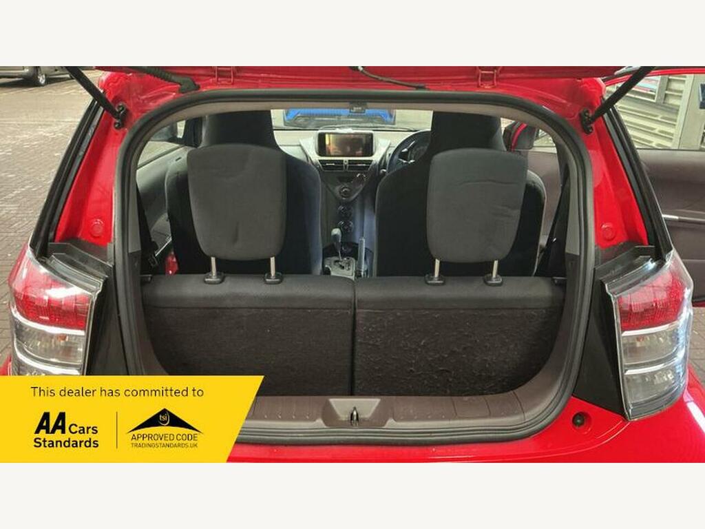 Toyota IQ 1.0 Automatic #7