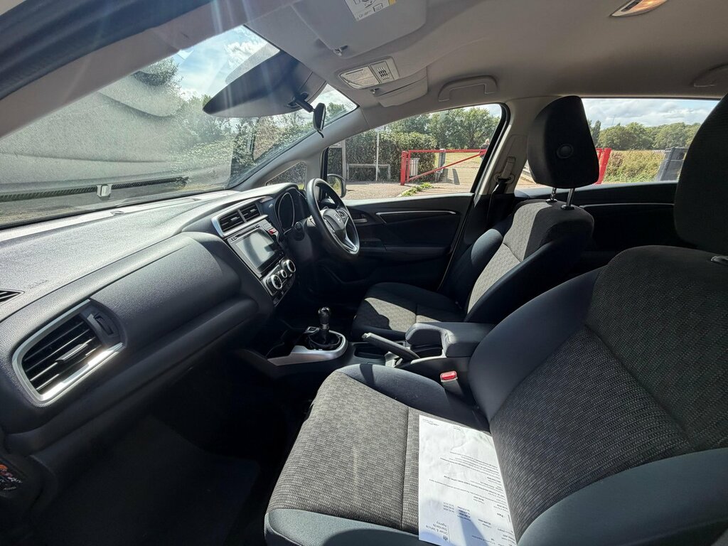 Honda Jazz Hatchback White #23