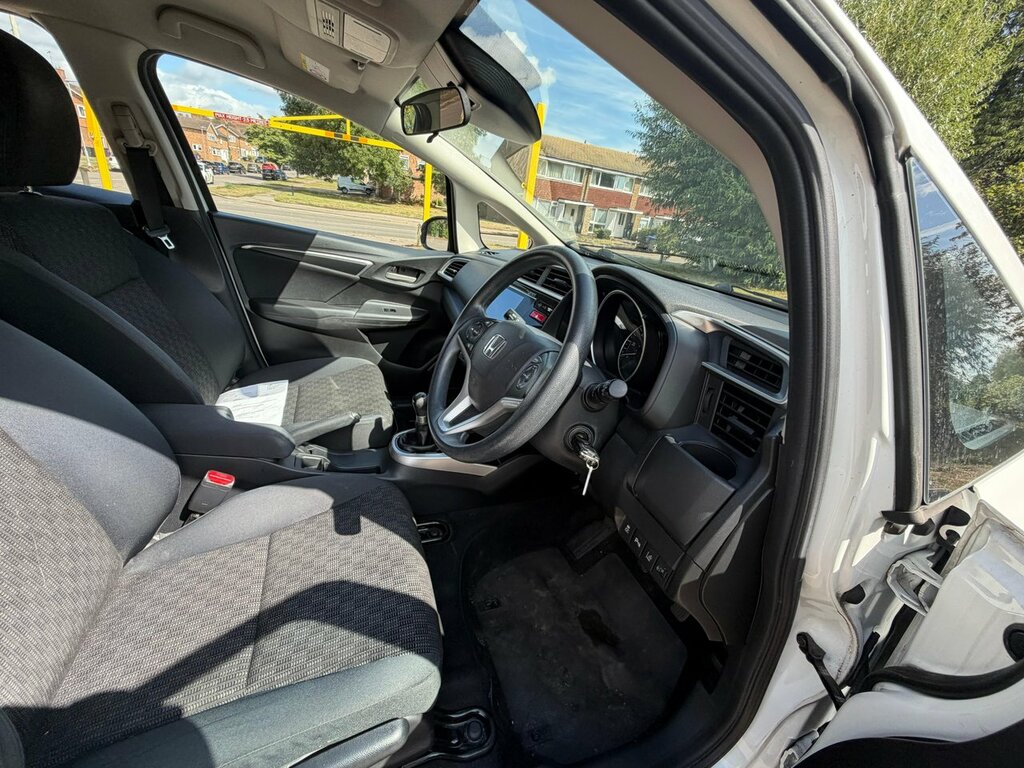 Honda Jazz Hatchback White #28