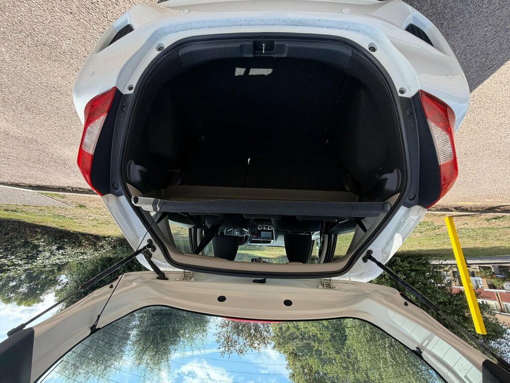Honda Jazz Hatchback White #17