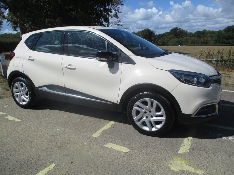 Renault Captur Dynamique Nav Dci SA66NRZ Brown #2