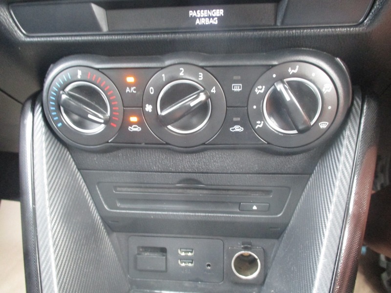 Mazda 2 2 Se-l Nav Silver #40