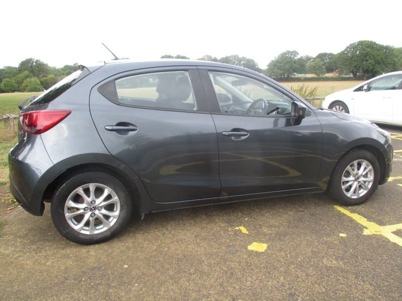 Mazda 2 Se-l Grey #5