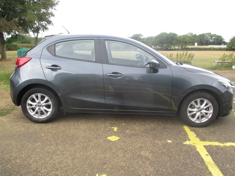 Mazda 2 Se-l Grey #4