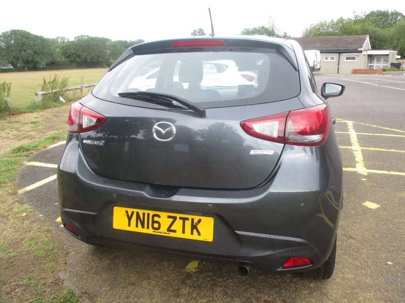 Mazda 2 2 Se-l Nav Silver #8