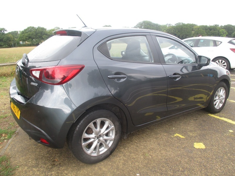 Mazda 2 Se-l Grey #6