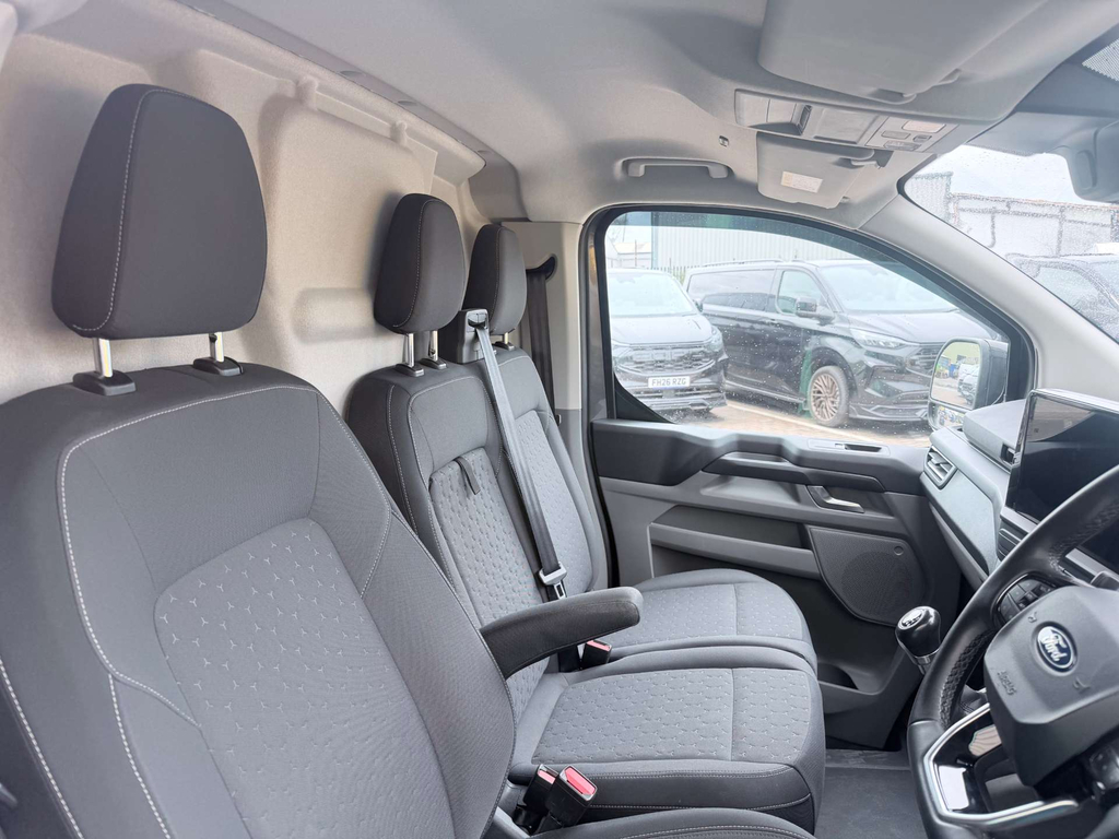 Ford Transit Custom 300 Limited Ecoblue WN24ZHC #2