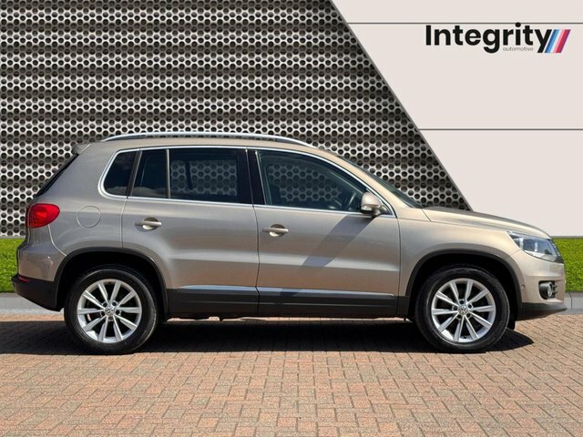 Volkswagen Tiguan 2013 2.0 Tdi Bluemotion Tech Se Suv Man Beige #2