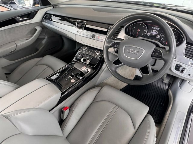 Audi A8 Saloon Black #10