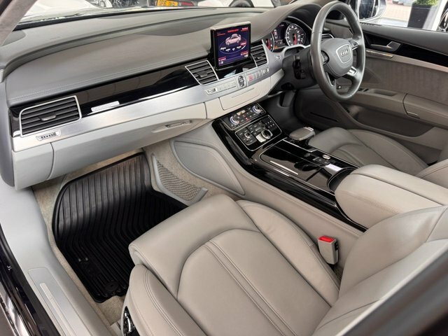 Audi A8 Saloon Black #27