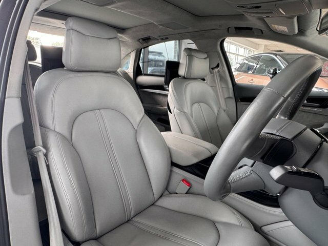 Audi A8 Saloon Black #12