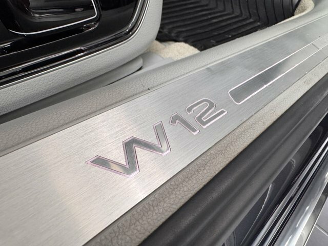 Audi A8 Saloon Black #35