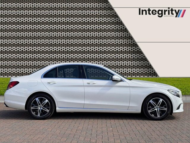 Mercedes-Benz C Class 2018 2.0 C220d Sport Saloon G-tronic E White #2