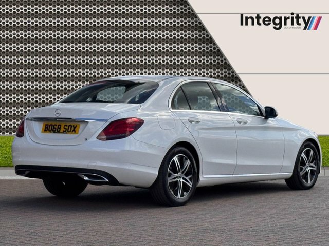 Mercedes-Benz C Class 2018 2.0 C220d Sport Saloon G-tronic E White #3