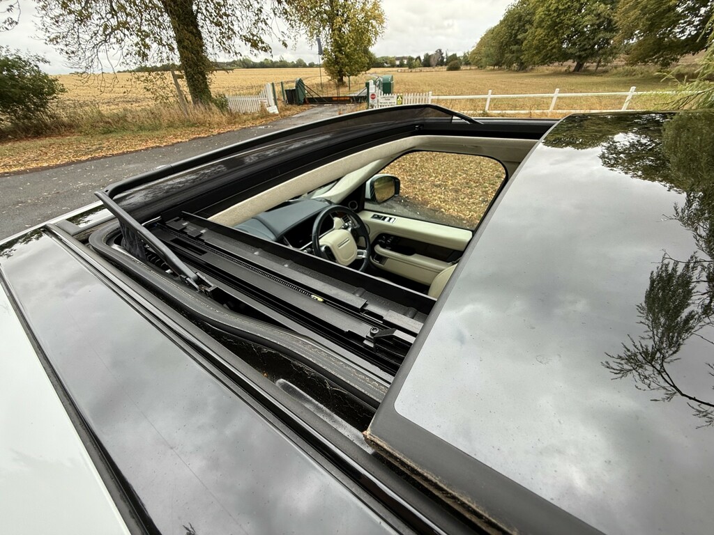 Land Rover Range Rover 4.4 Sd V8 White #5