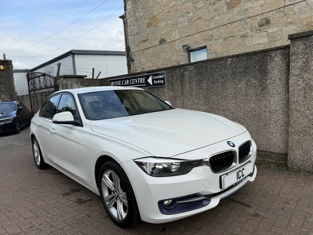 BMW 3 Series Saloon 2.0 318D Sport Saloon 2014 White #3