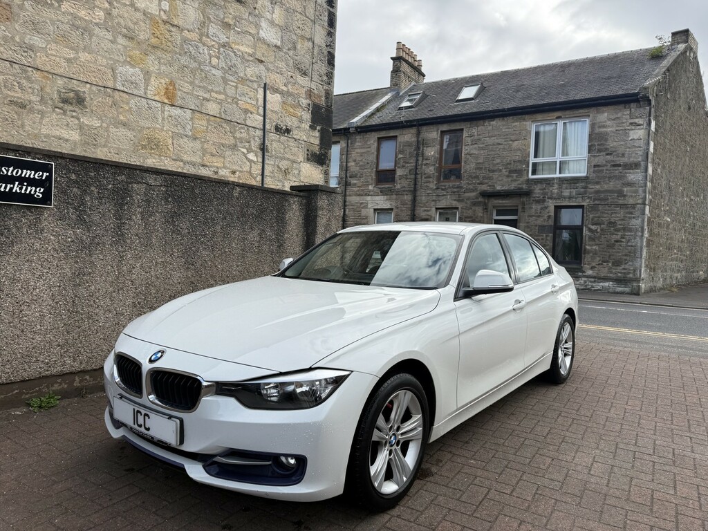 BMW 3 Series Saloon 2.0 318D Sport Saloon 2014 White