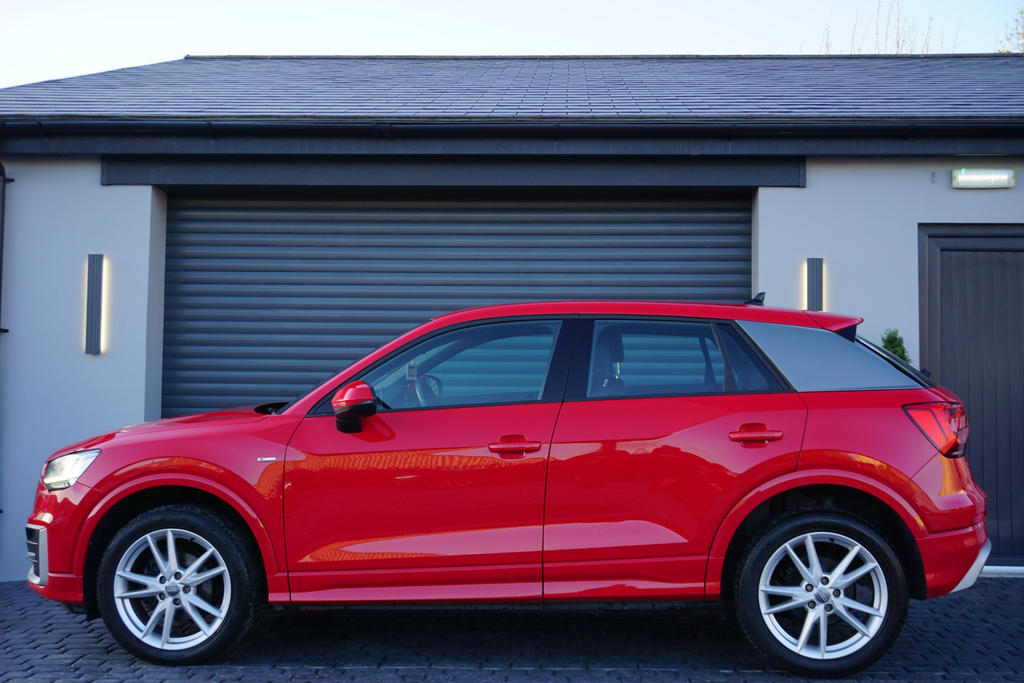 Audi Q2 Tdi S Line CT68NSK  #6