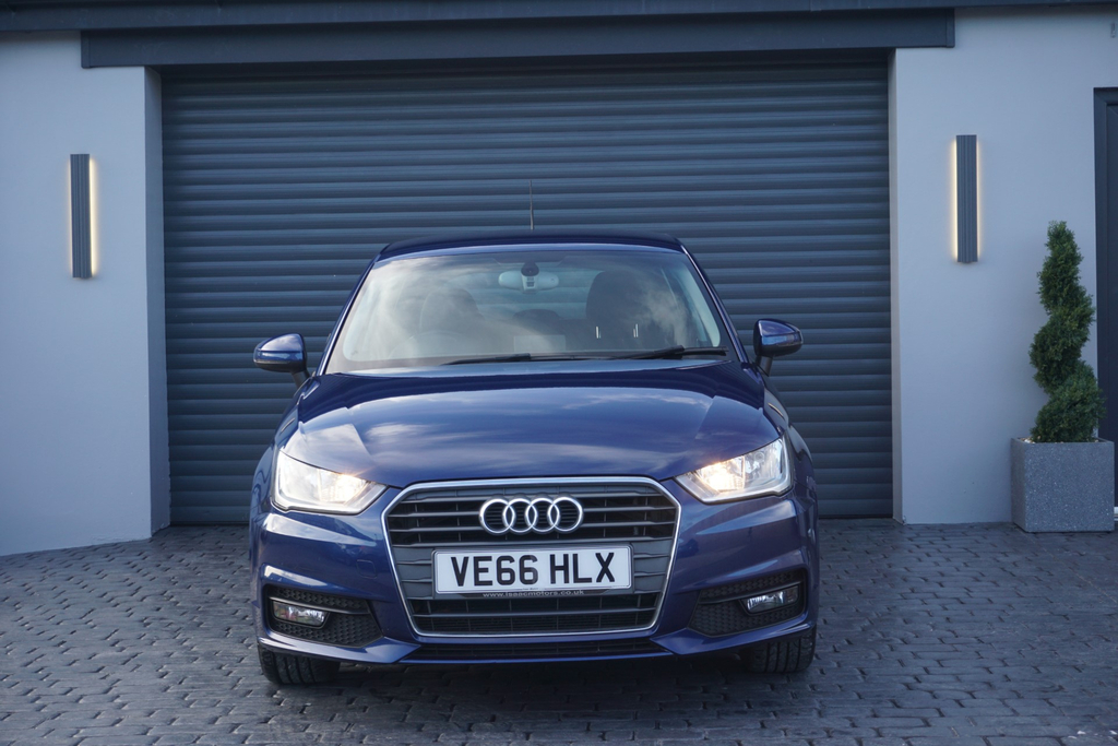 Audi A1 Sportback Tfsi Sport VE66HLX #3